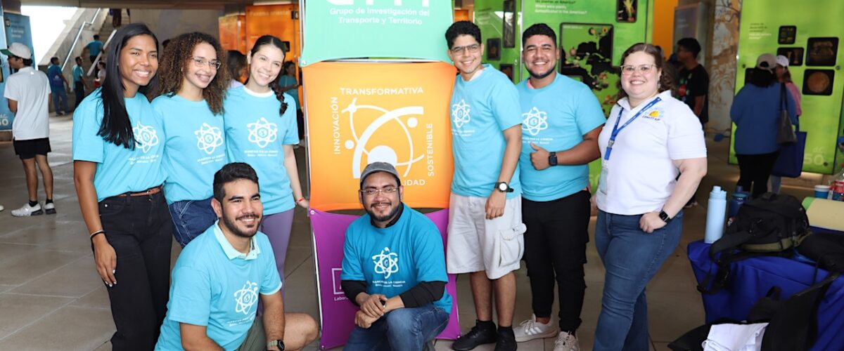 Imagem de noticia: El CEMCIT AIP de la UTP participó en la Marcha por la Ciencia 2026