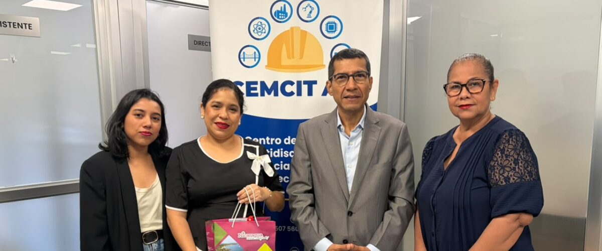 Imagem de noticia: Embajador de Nicaragua en Panamá visita el CEMCIT AIP para explorar oportunidades de cooperación científica