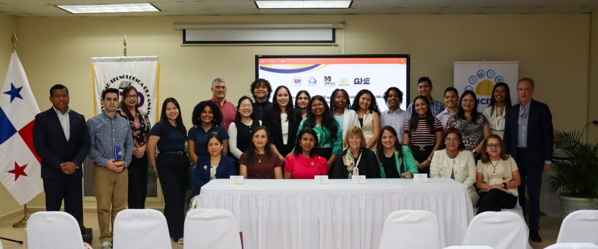 Imagem de noticia: Culmina la segunda edición del Programa “UMass Dartmouth – UTP Global Hybrid Experience”